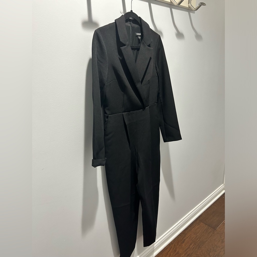 Express long sleeve blazer jumpsuit. Size Small. Retails for $118. Like-new.